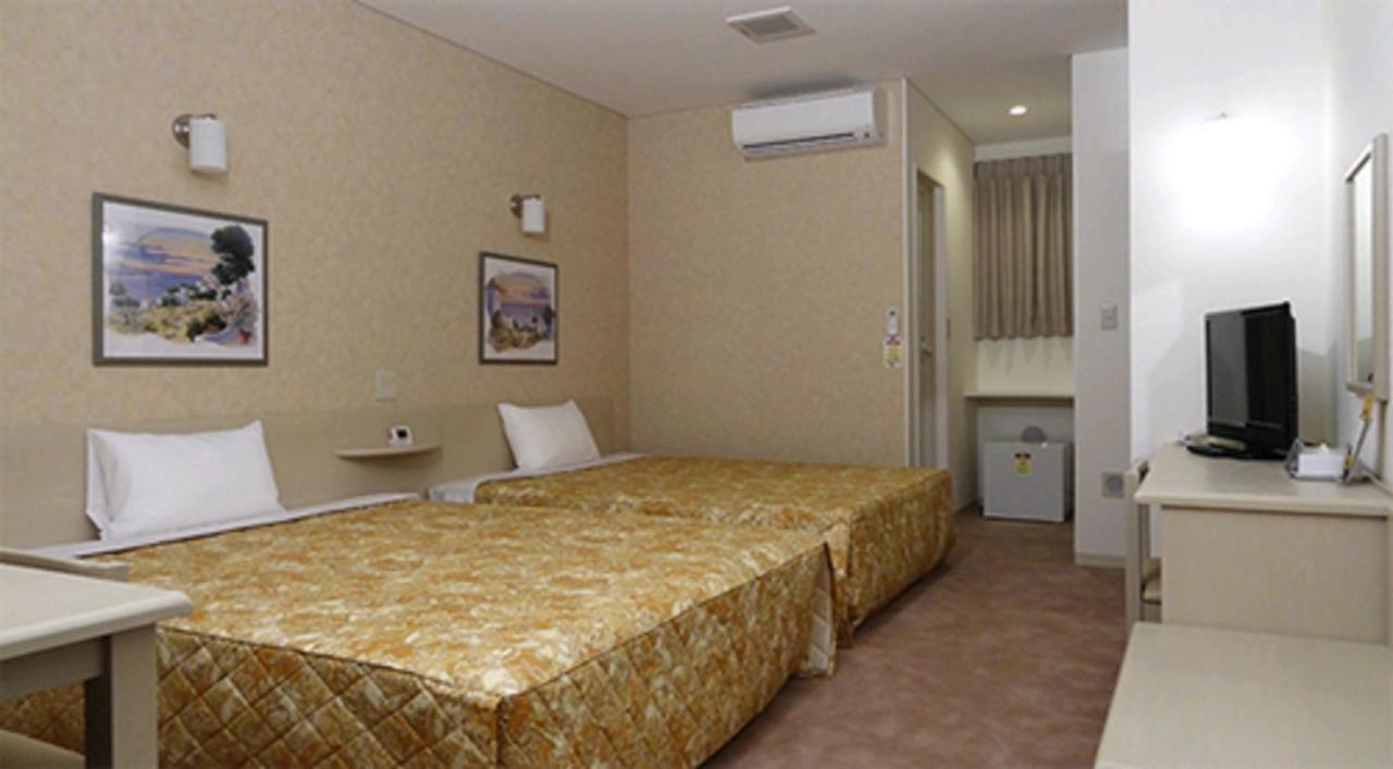 Family Lodge Hatagoya Kofu Isawa Fuefuki Extérieur photo